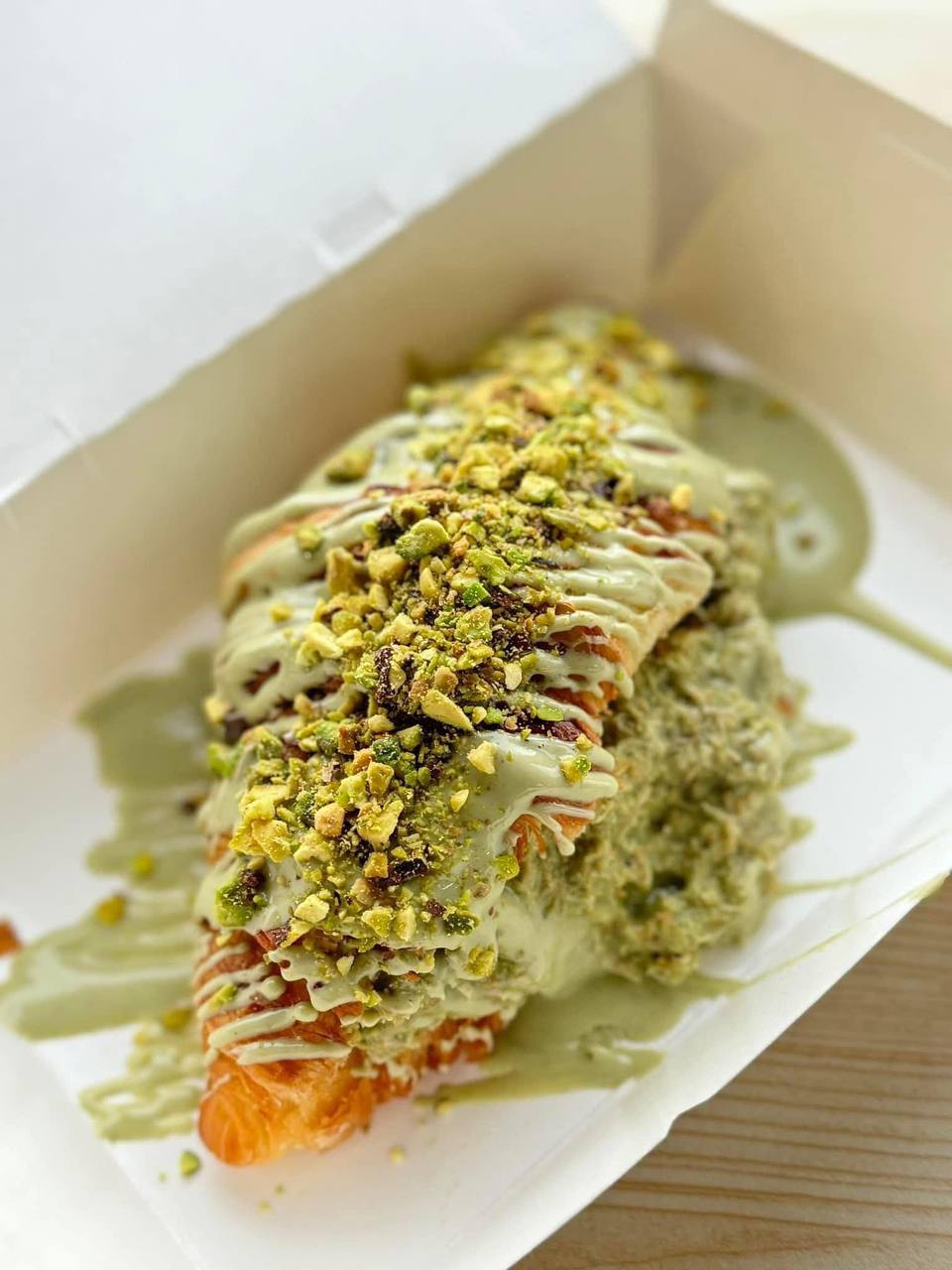 Kunafa Pistachio Croissant